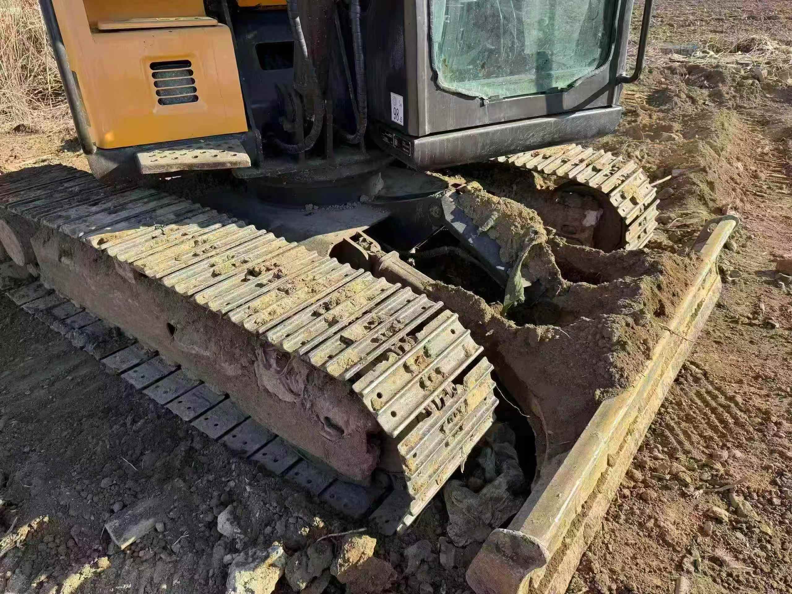 Used Sany SY75 Excavator 2016 Model / 3