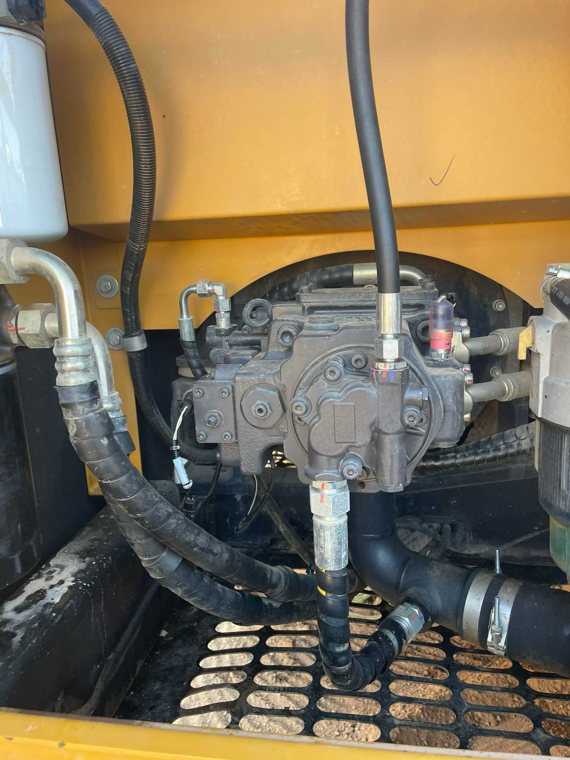 Used Sany SY135 Excavator 2021 Model / 9