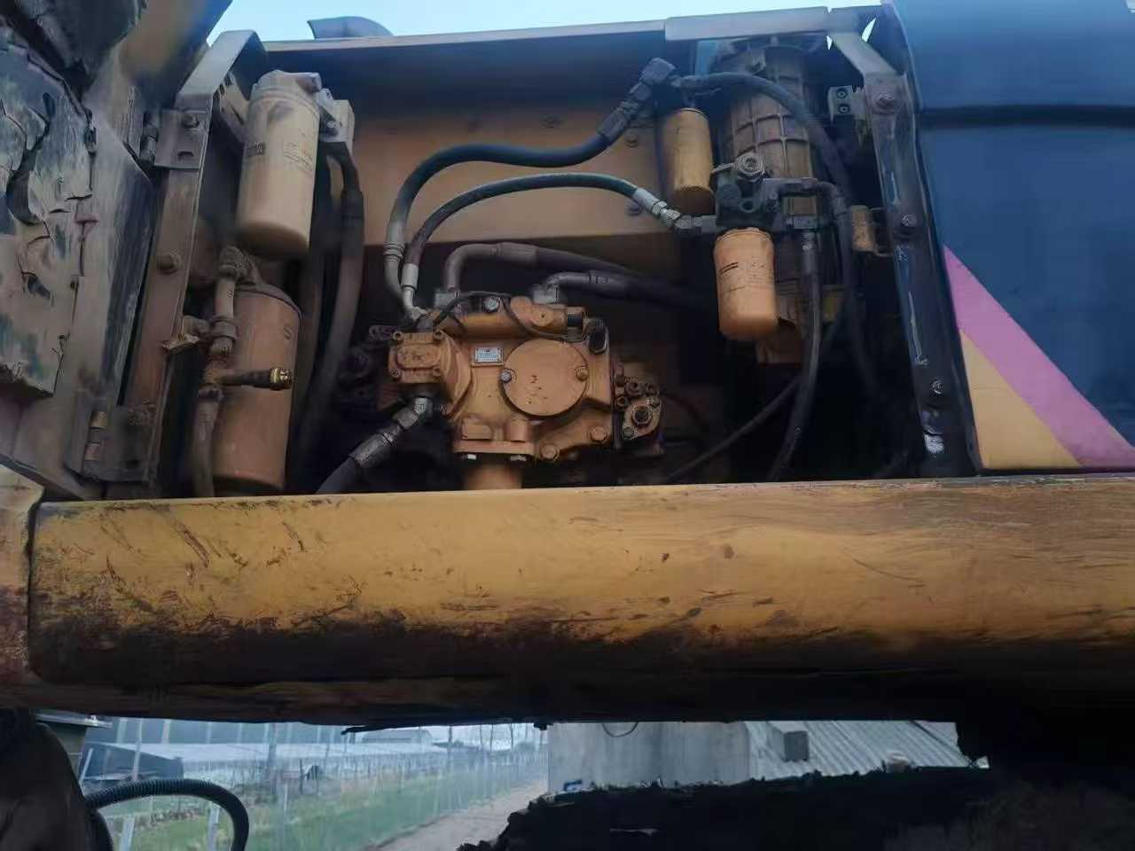 Used Caterpillar CT20 Excavator 2012 Model / 5