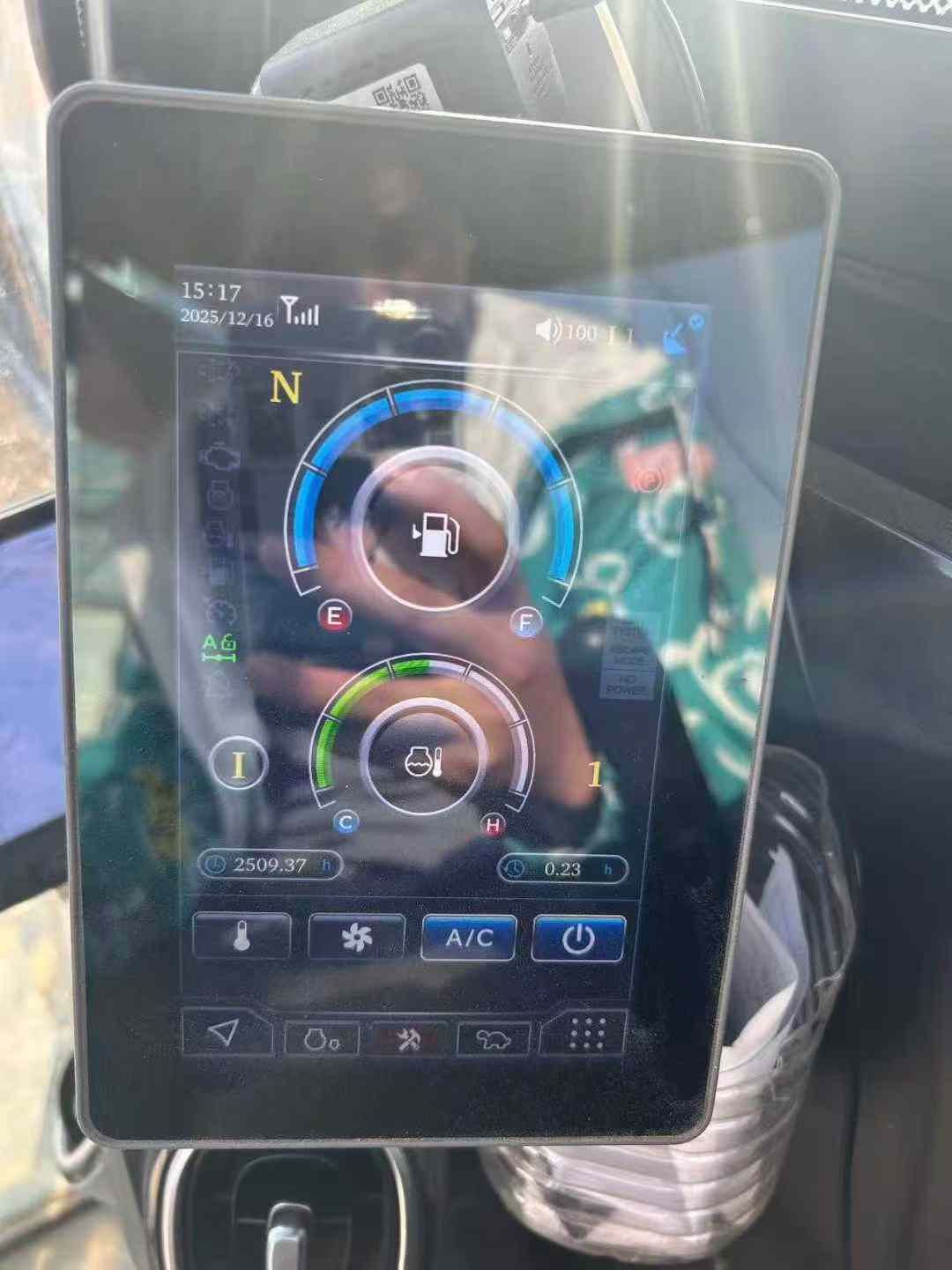 Used Sany SY65W Excavator 2016 Model / 9