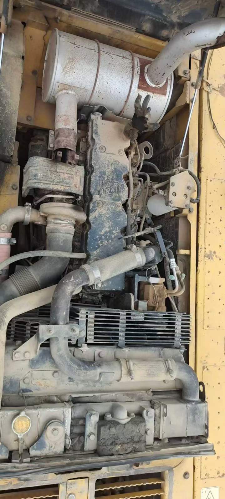 Used Komatsu PC200-8 Excavator 2010 Model / 6