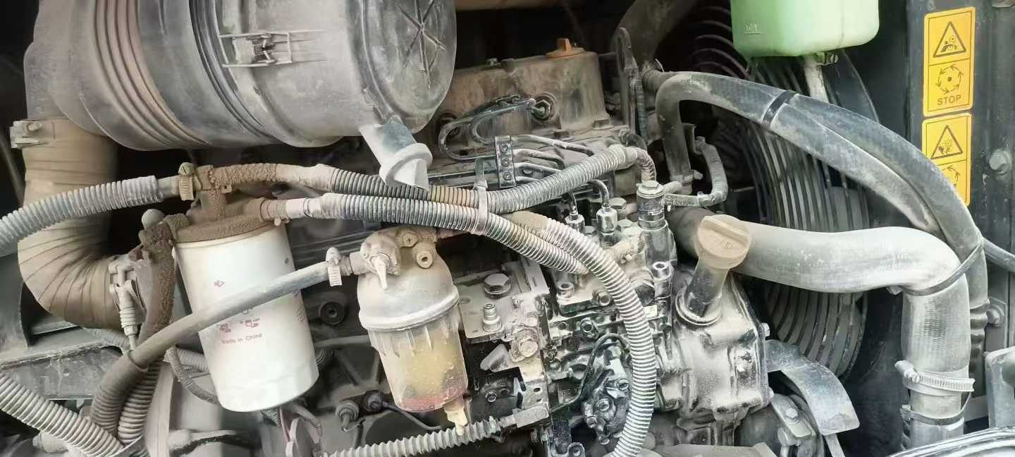 Used XCMG XE60 Excavator 2017 Model / 4