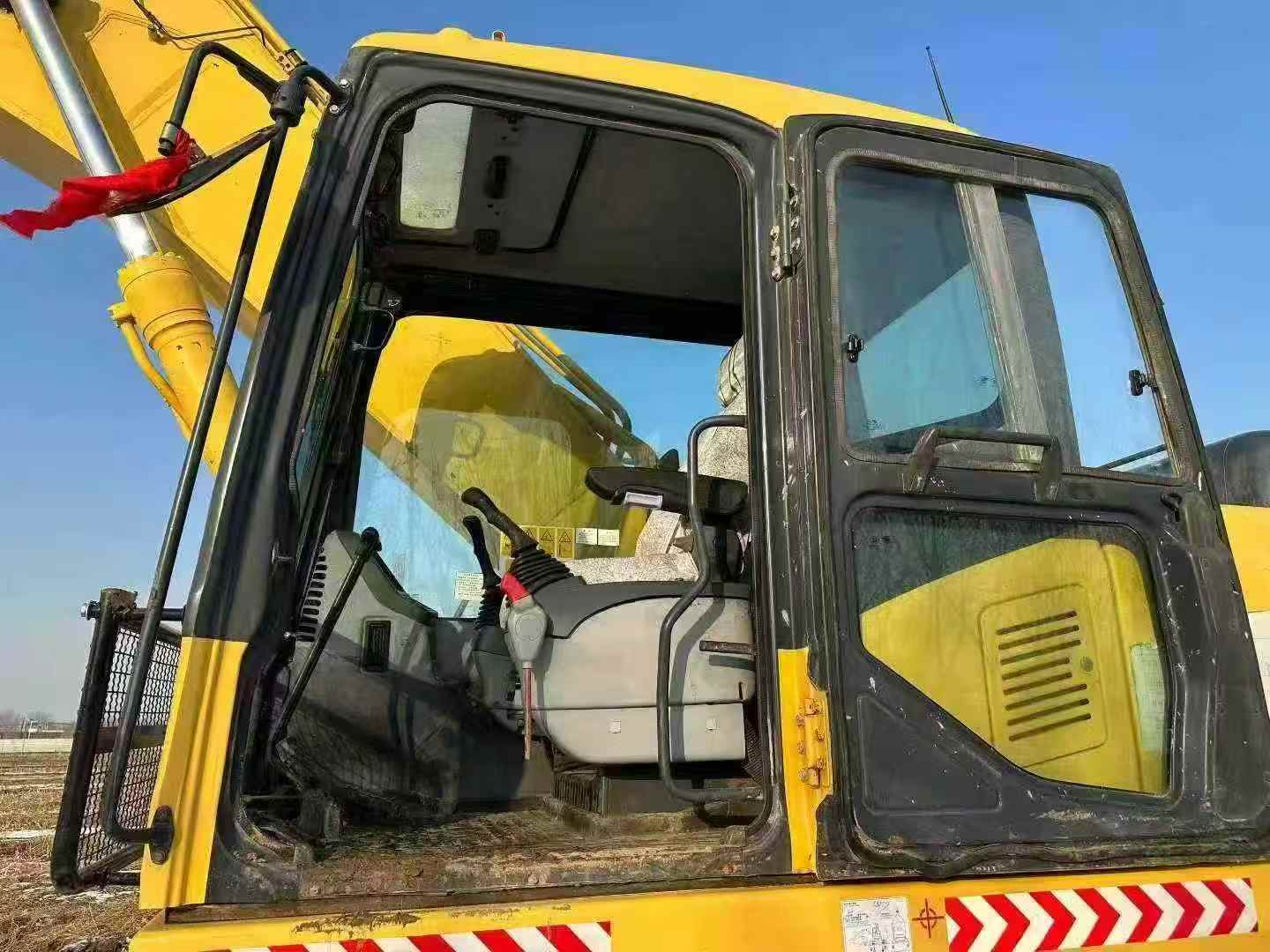 Used Komatsu PC300 Excavator 2016 Model / 5