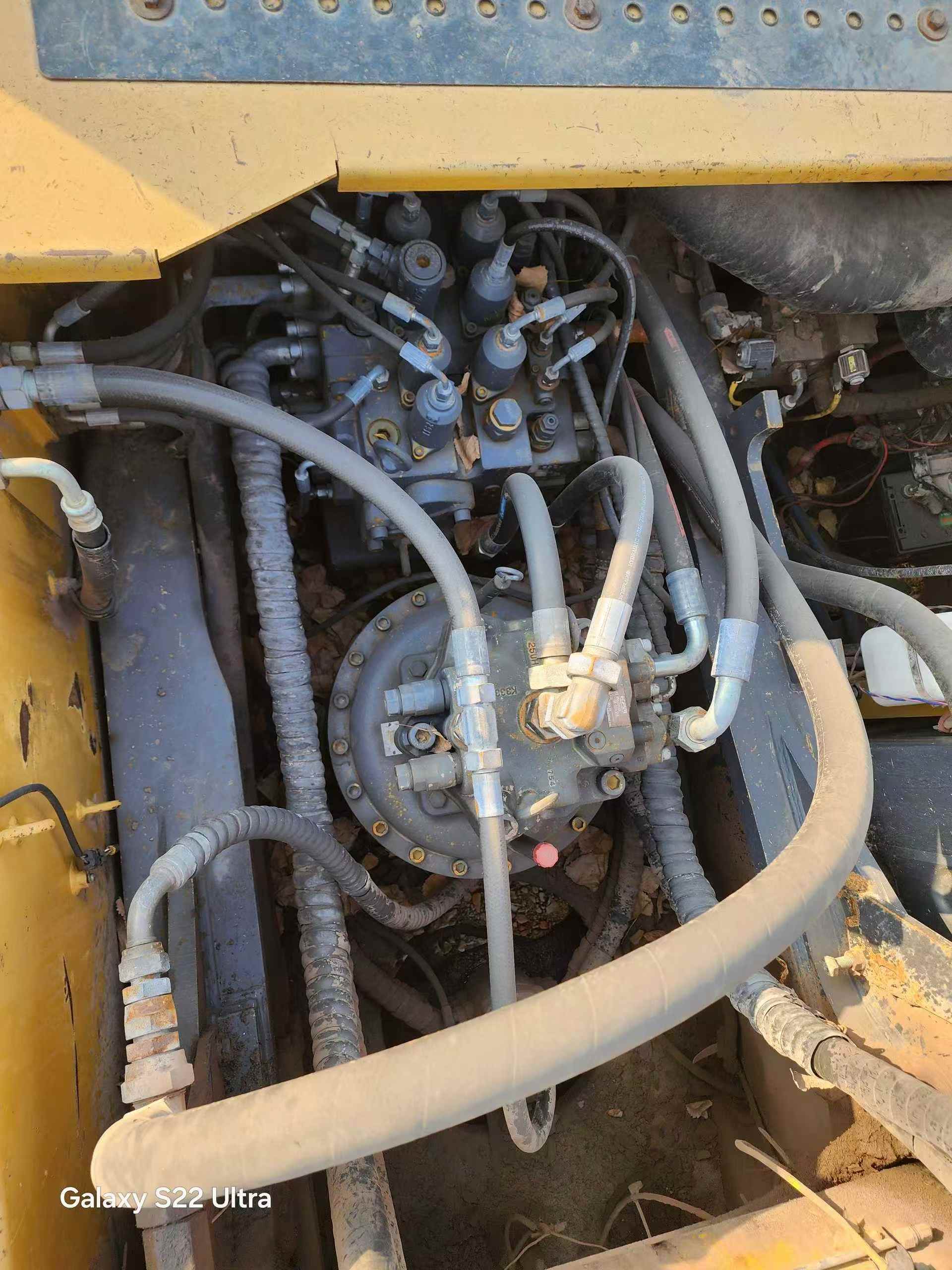 Used XCMG XE490KS Excavator 2018 Model / 8