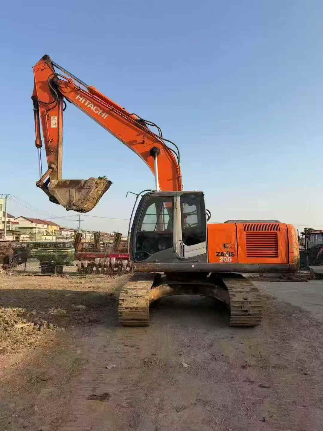 Used Hitachi ZAXIS200 Excavator 2011 Model