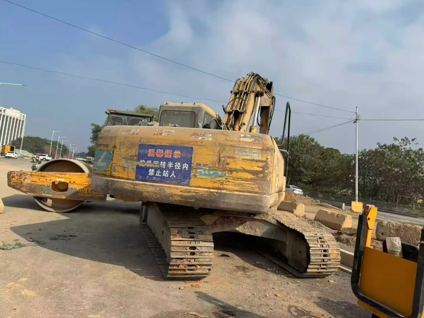 Used Komatsu PW200-7 Excavator 2016 Model / 3