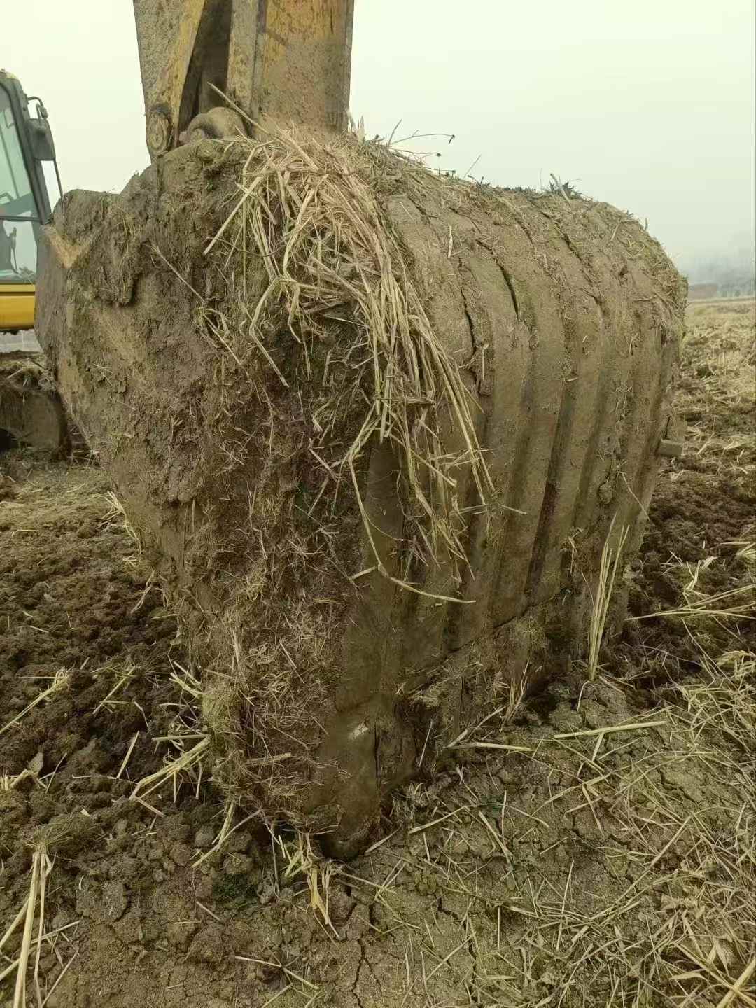 Used Komatsu PC200-8 Excavator 2017 Model / 8