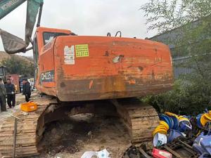Buy Doosan DH220-7 Used Excavator Used Doosan DH220-7 Excavator 2016 Model