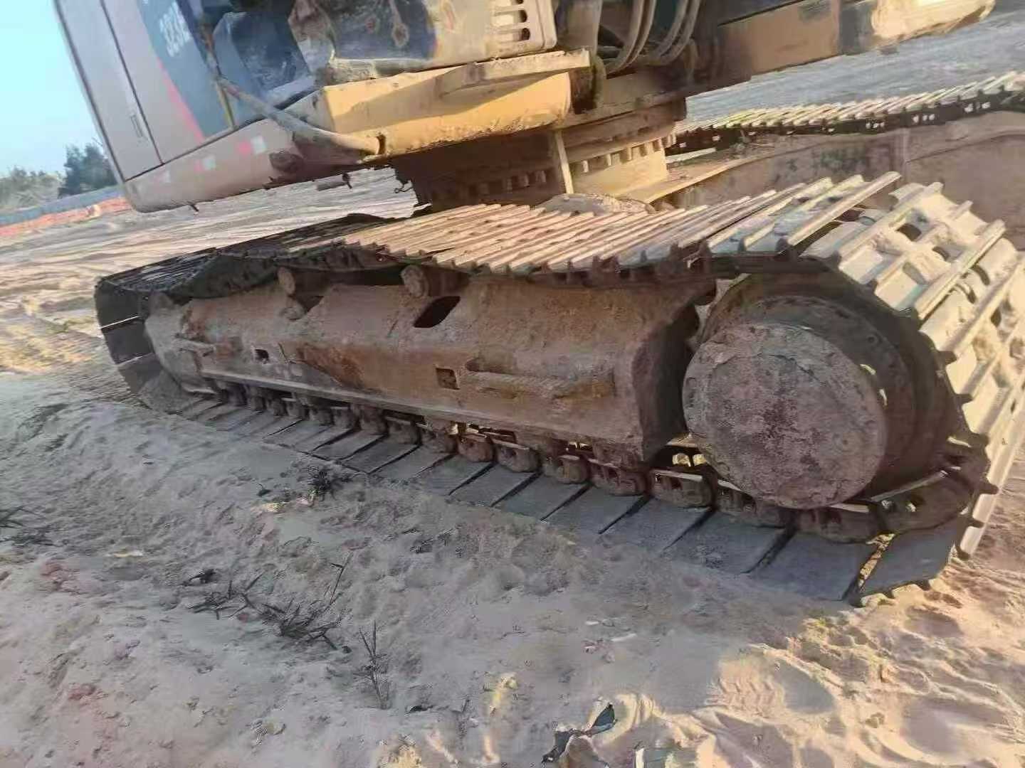 Used Caterpillar 320E Excavator 2016 Model / 8