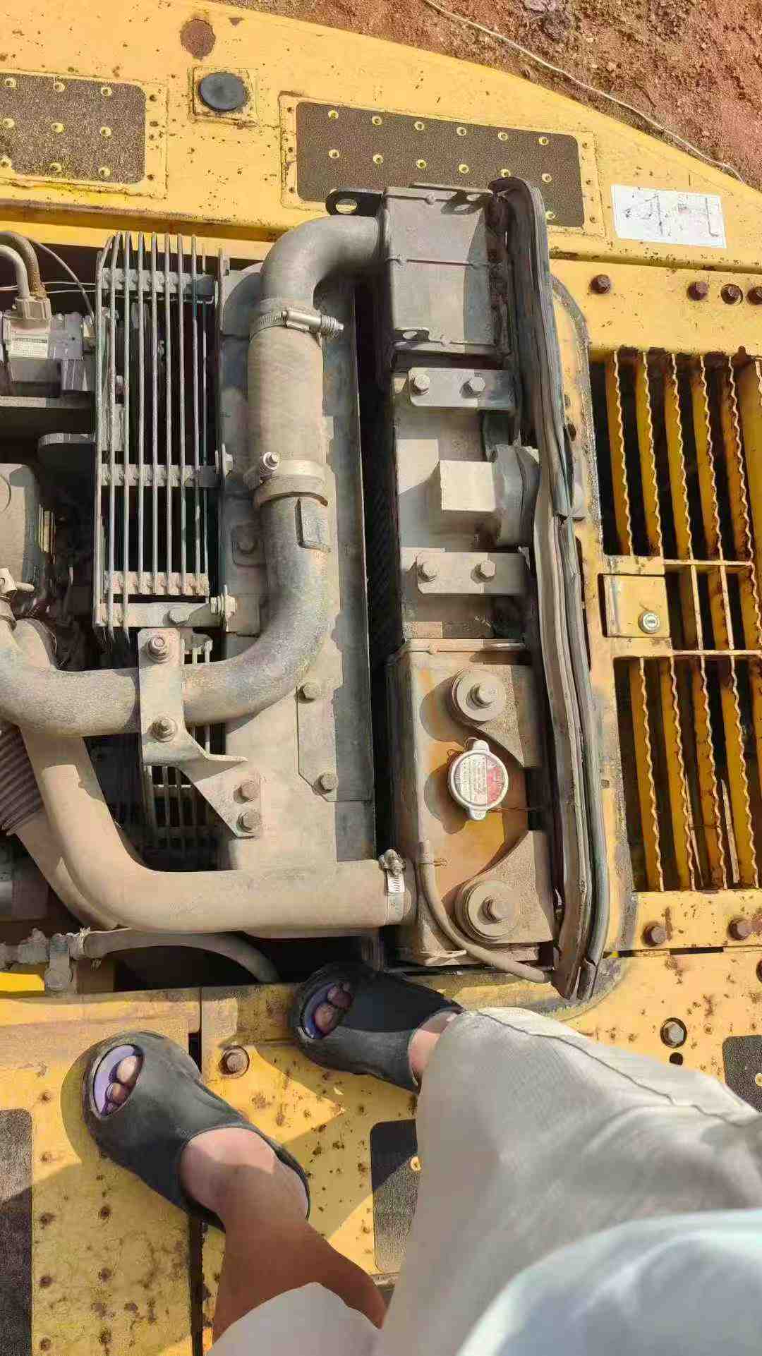 Used Komatsu PC200-8 Excavator 2016 Model / 3