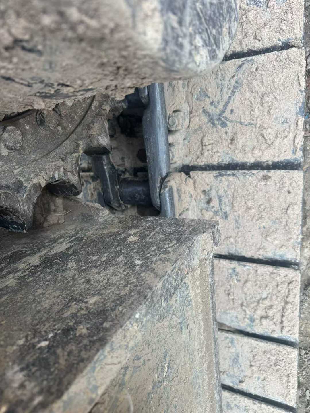 Used XCMG XE205GH Excavator 2021 Model / 4