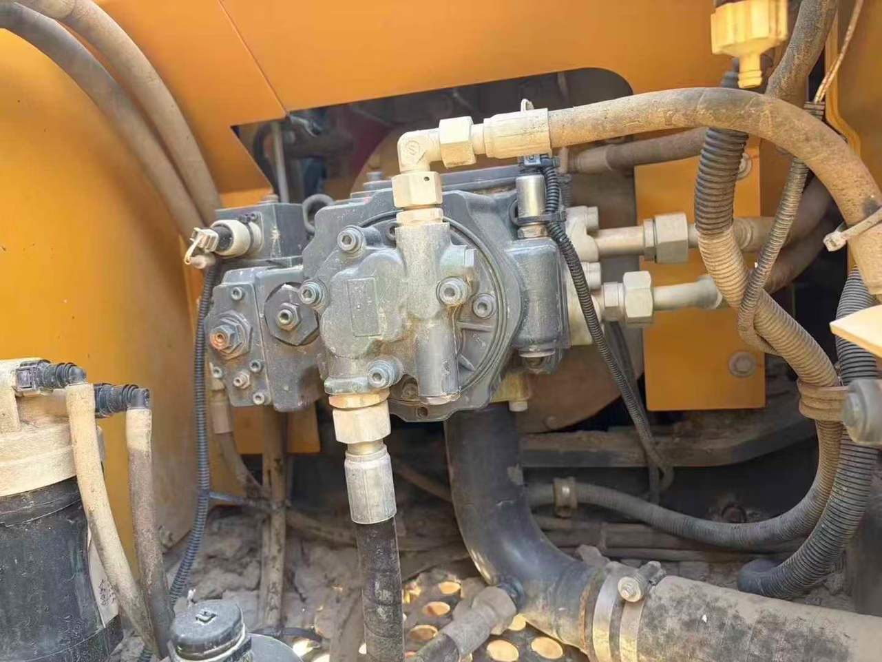 Used XCMG XE15 Excavator 2020 Model / 6