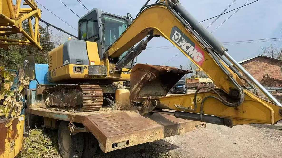 Used XCMG XE60 Excavator 2020 Model / 4