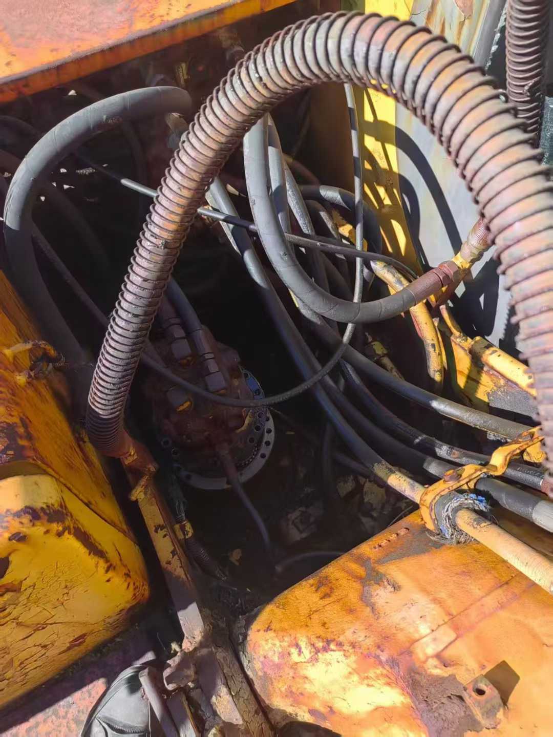 Used Komatsu PC120 Excavator 2016 Model / 4