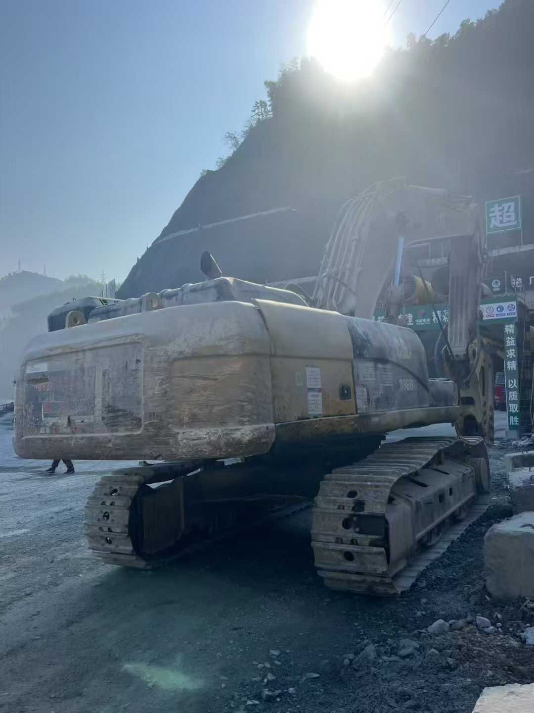 Used Caterpillar CT20 Excavator 2016 Model / 3