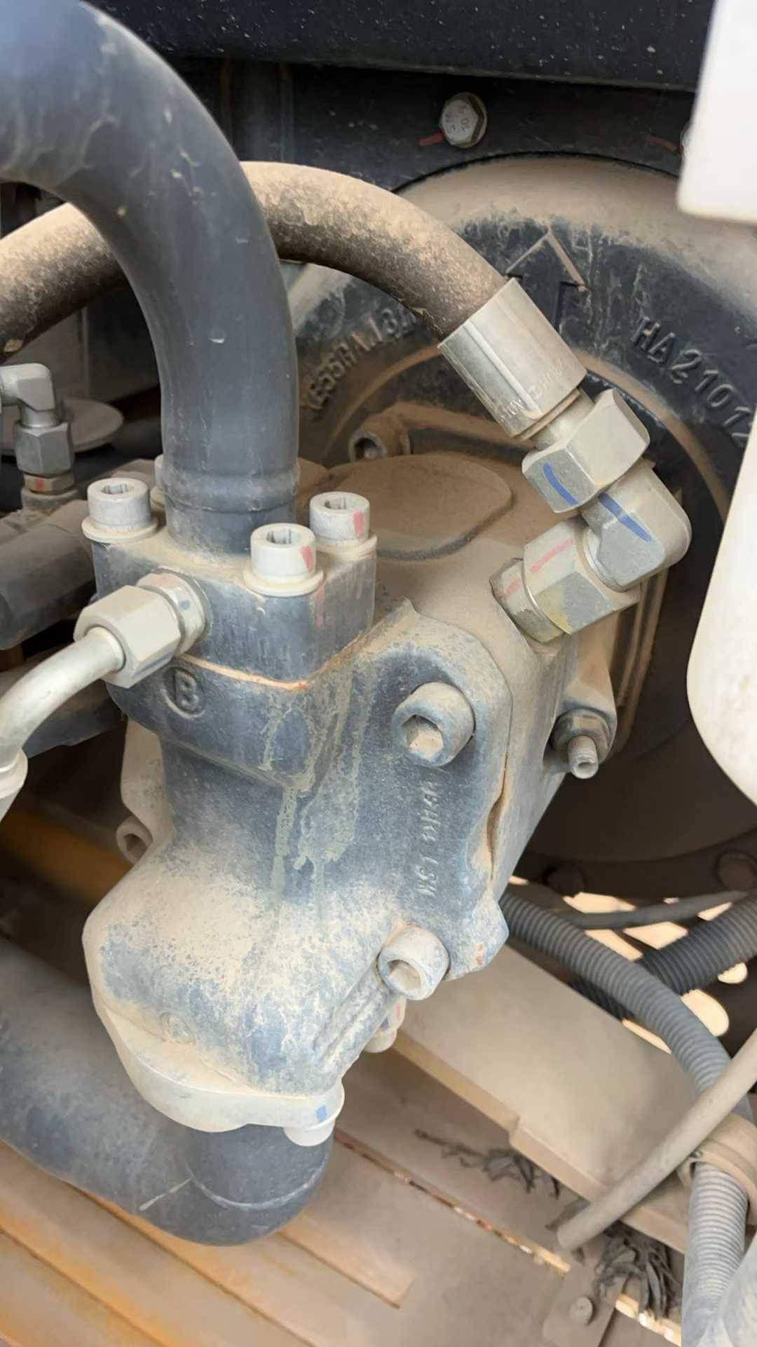 Used XCMG XE60 Excavator 2022 Model / 5