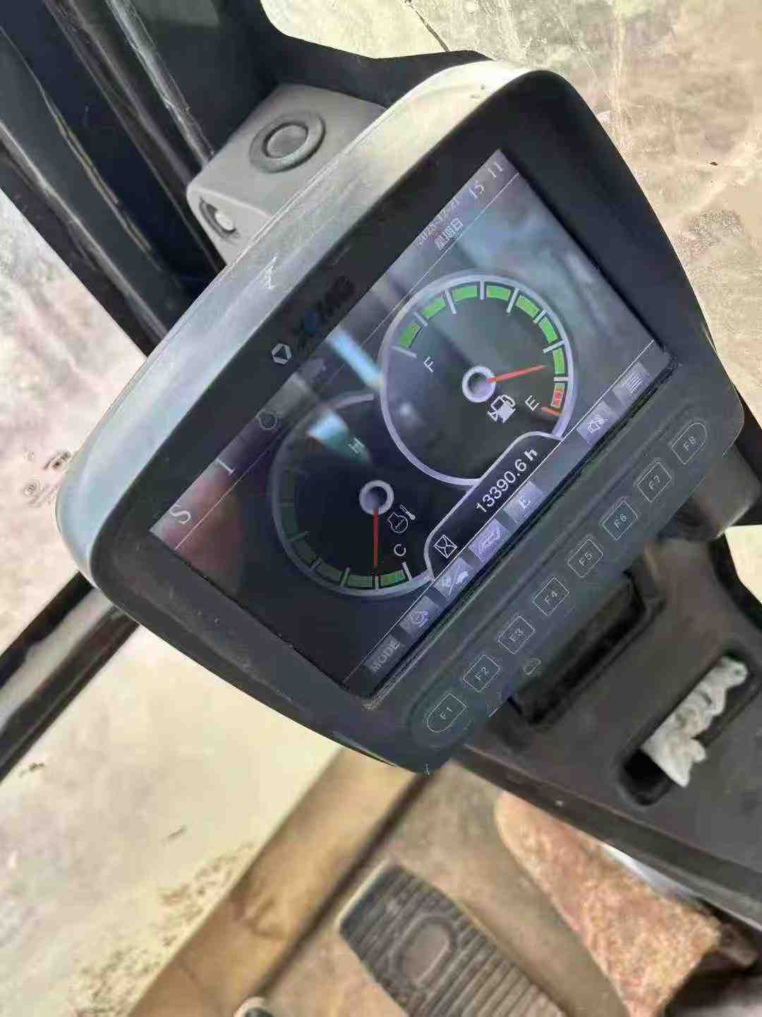 Used XCMG XE215 Excavator 2016 Model / 6