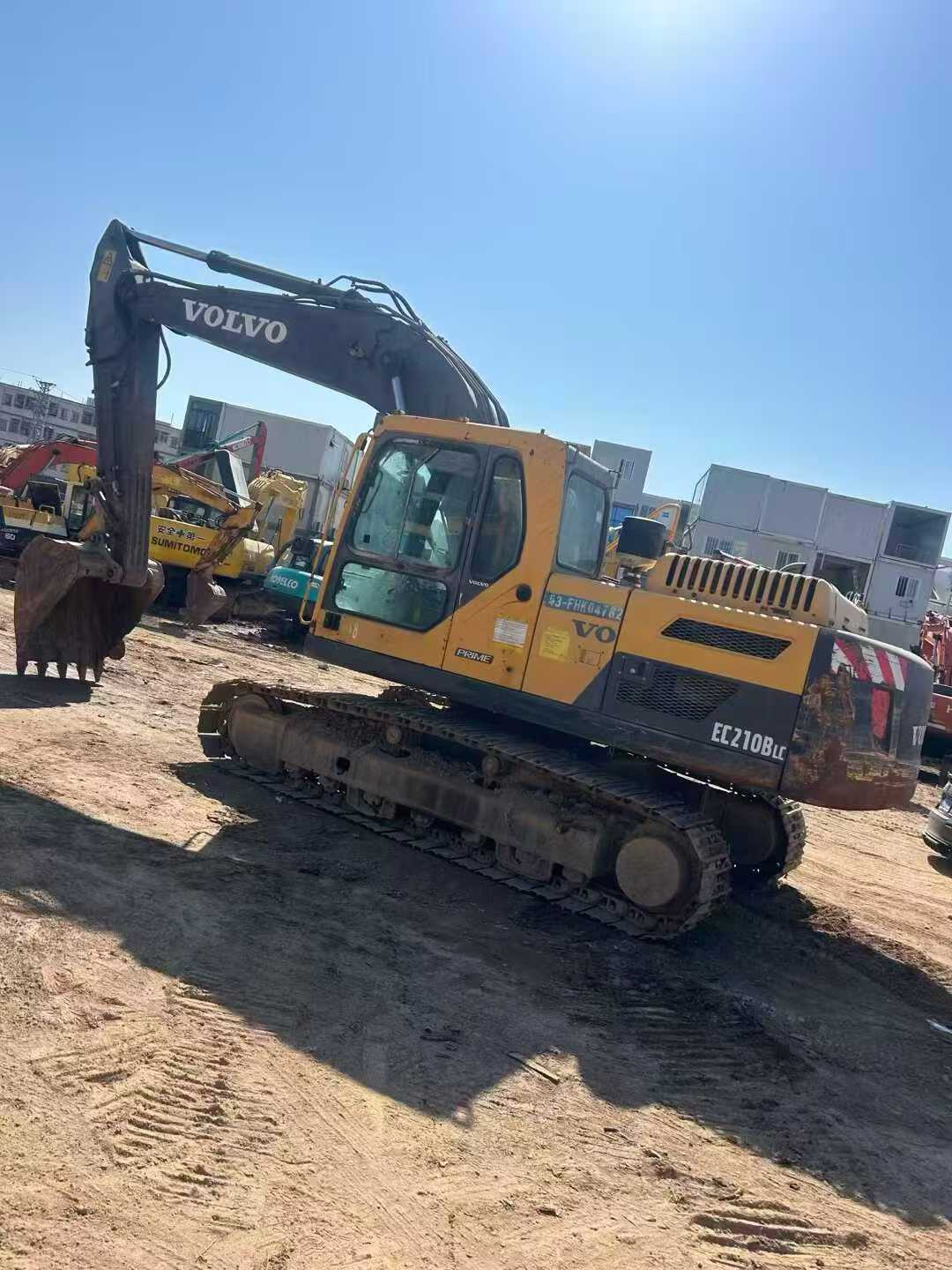 Used Volvo EW210C Excavator 2016 Model / 9