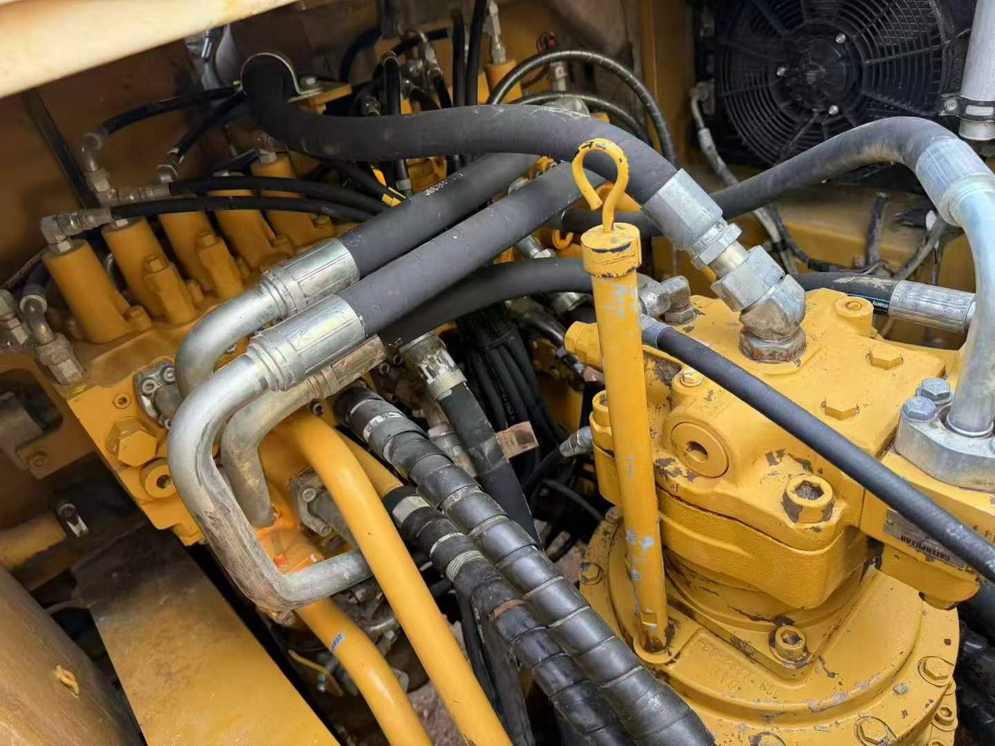 Used Caterpillar 330L Excavator 2018 Model / 8