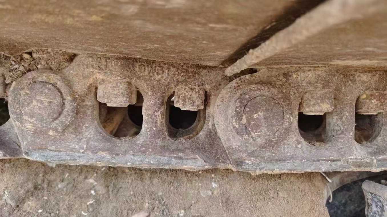 Used Caterpillar 323D2L Excavator 2017 Model / 5