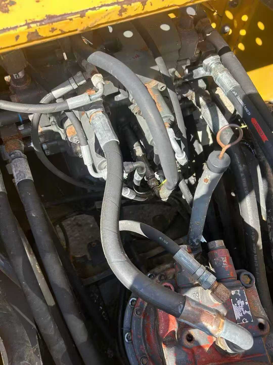 Used Volvo EW210C Excavator 2016 Model / 6