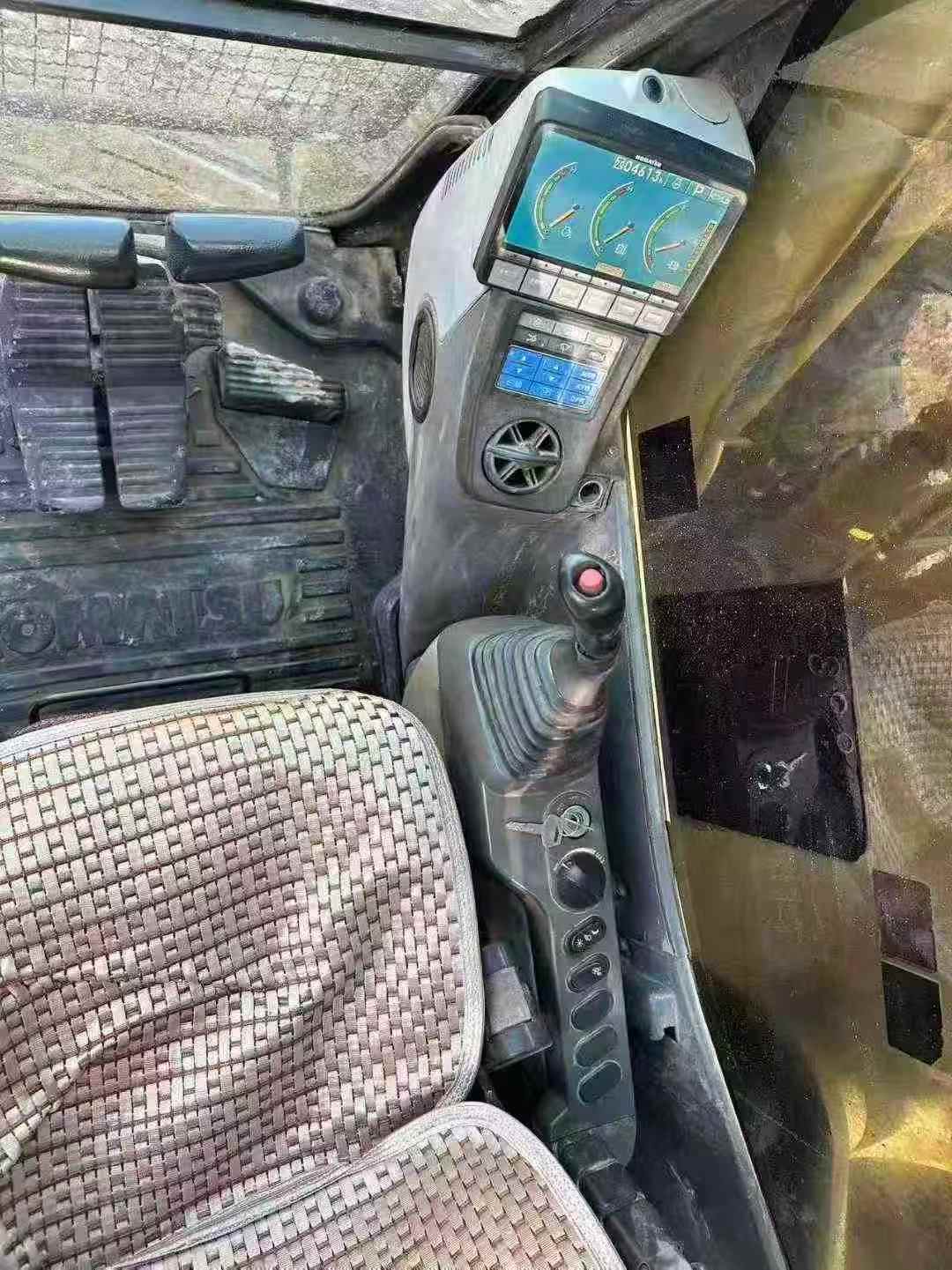 Used Komatsu PC210 Excavator 2016 Model / 5