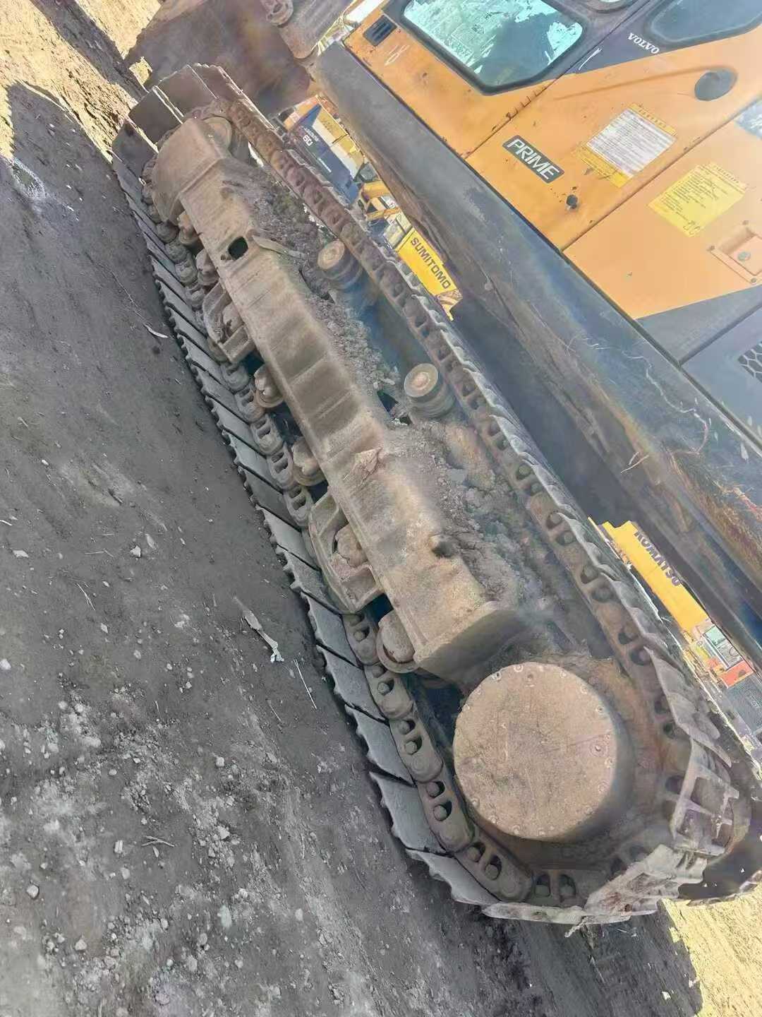 Used Volvo EW210C Excavator 2016 Model / 5