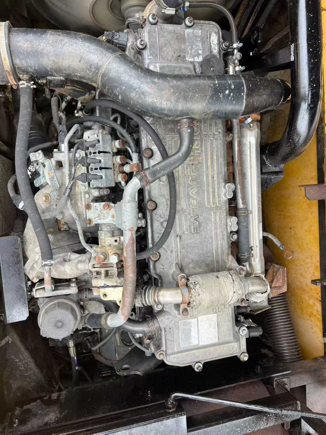 Used Kato HD1430V Excavator 2016 Model / 8