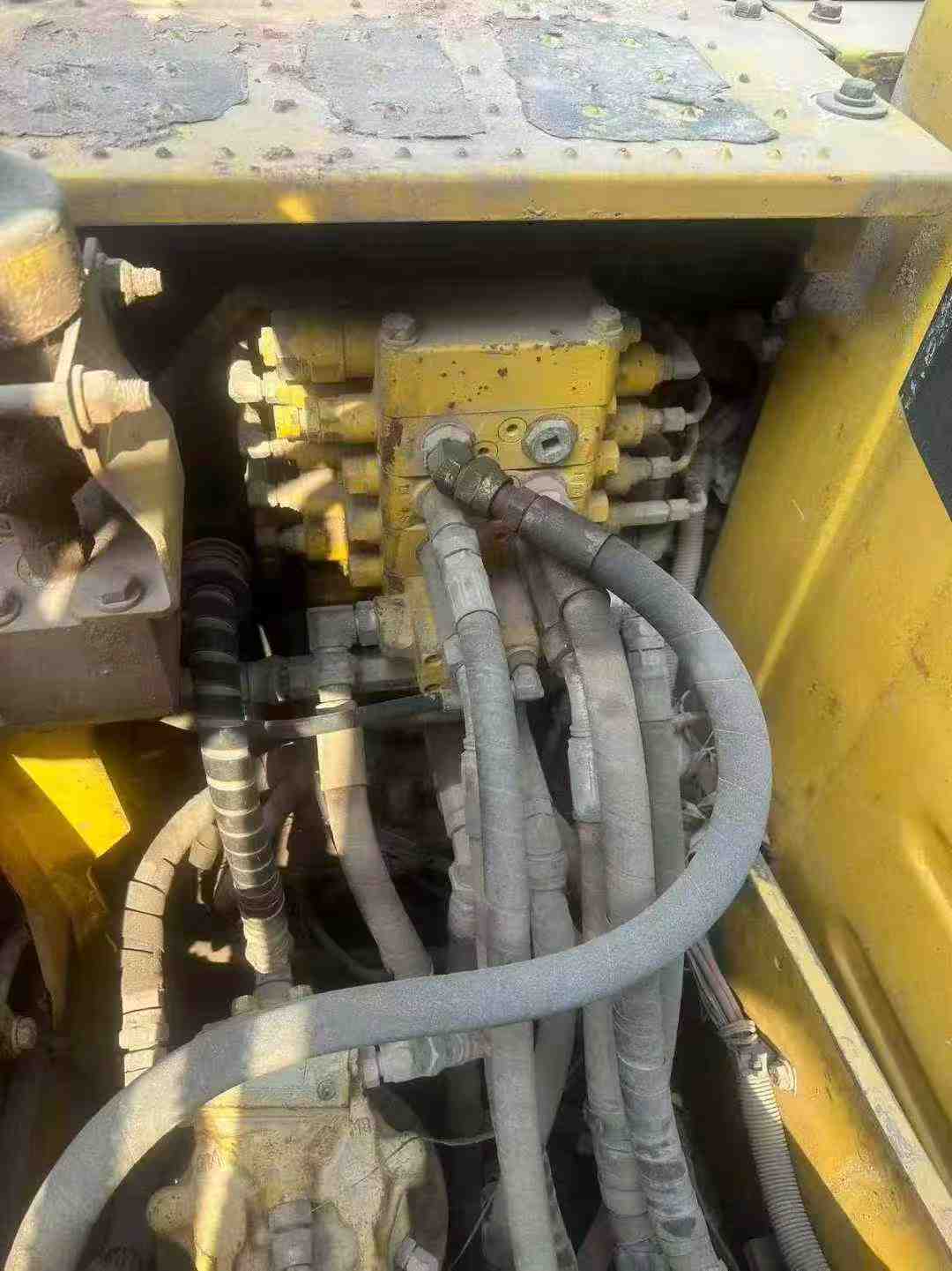 Used Komatsu PC130 Excavator 2020 Model / 7