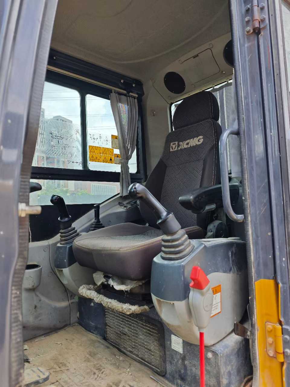Used XCMG XE60 Excavator 2022 Model / 4