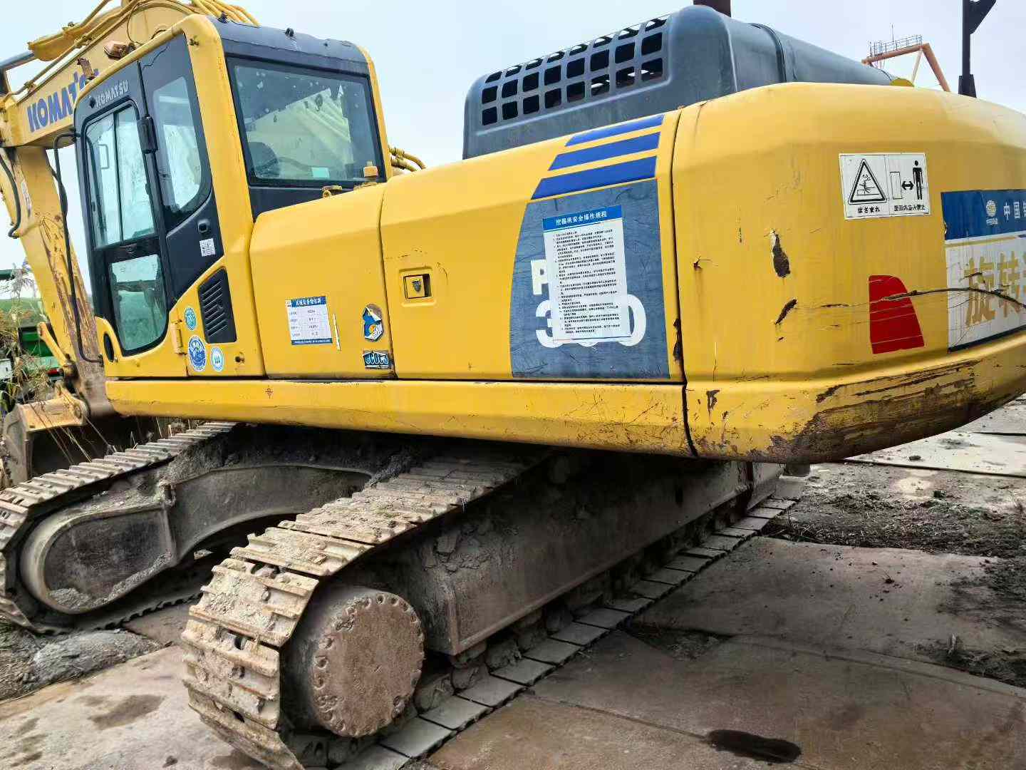 Used Komatsu PC300 Excavator 2016 Model
