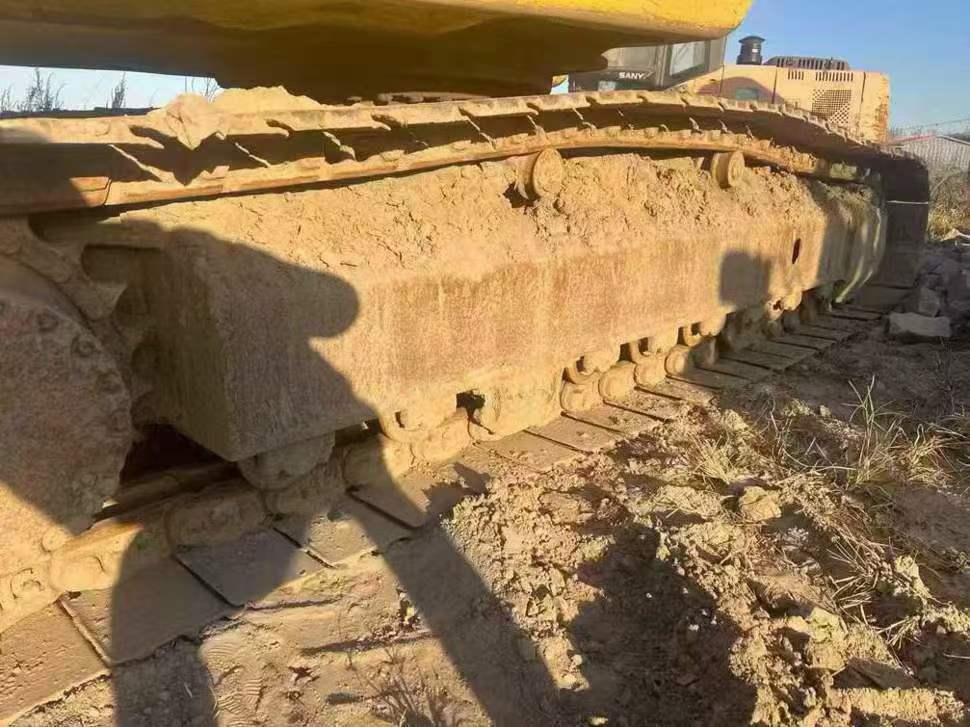 Used Komatsu PC200LC-8 Excavator 2016 Model / 3