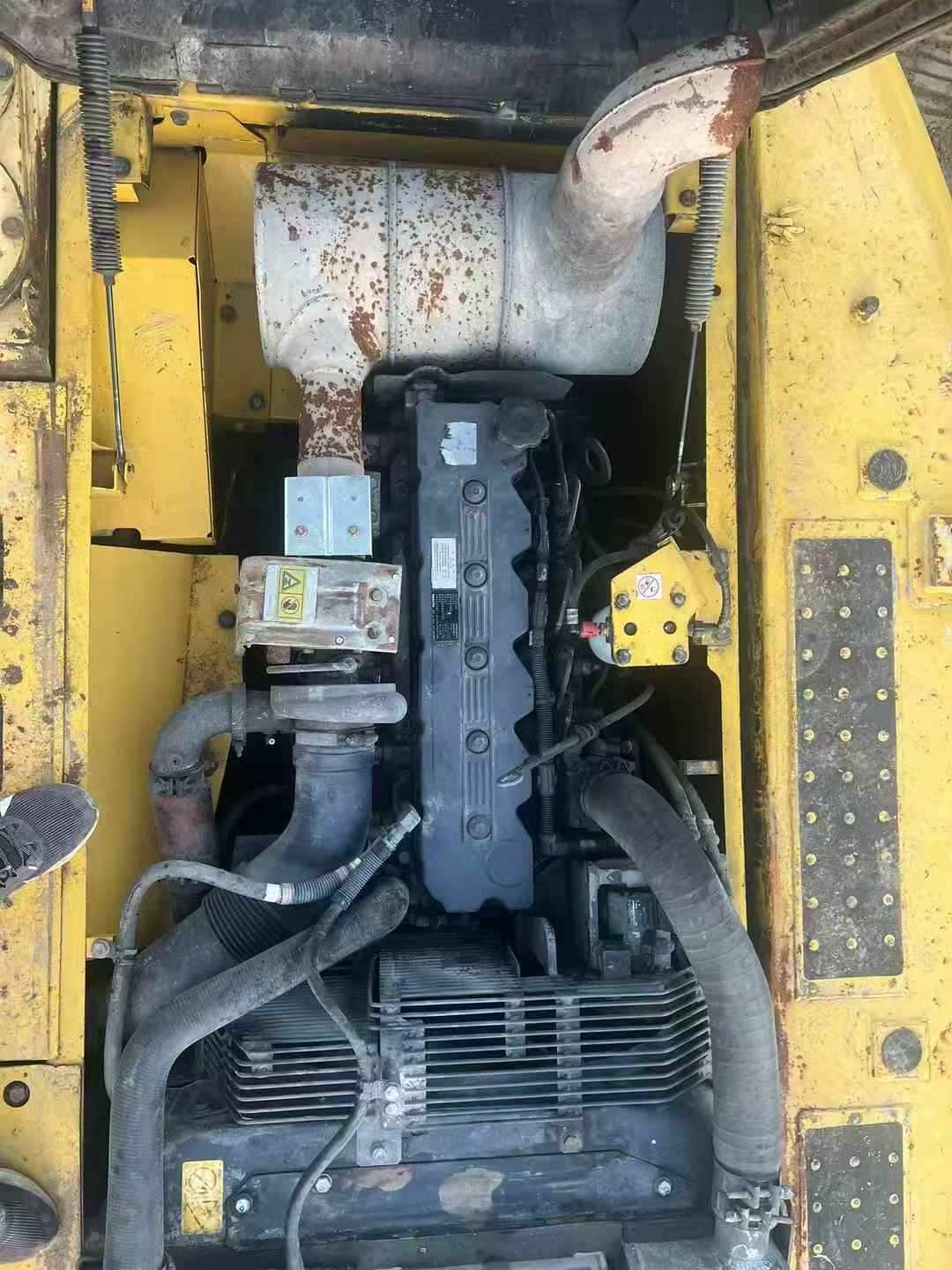 Used Komatsu PC210 Excavator 2018 Model / 5