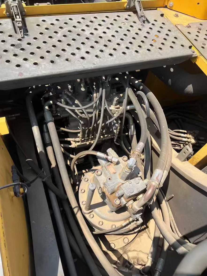 Used Volvo EW50 Excavator 2016 Model / 9