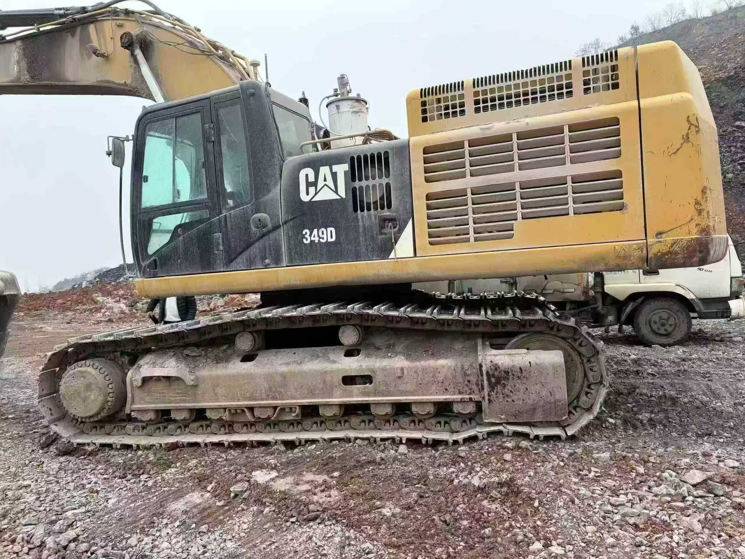 Used Caterpillar CT20 Excavator 2014 Model / 3