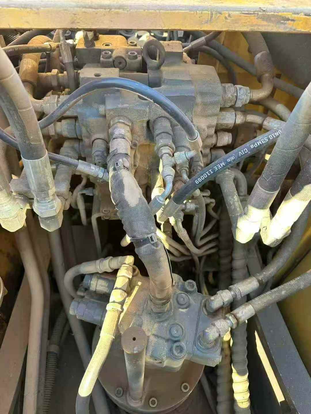 Used Volvo EC140 Excavator 2016 Model / 8