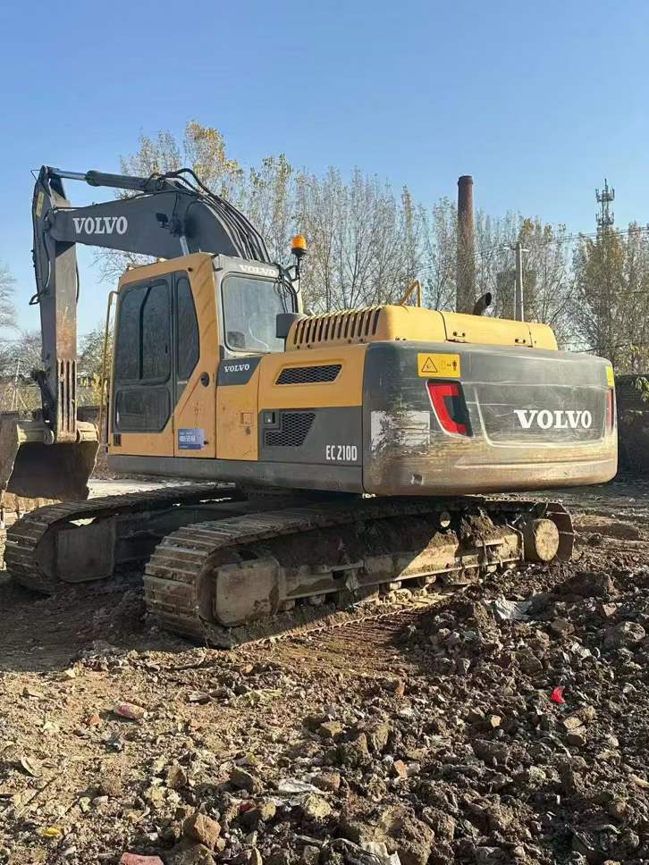 Used Volvo EW210C Excavator 2016 Model