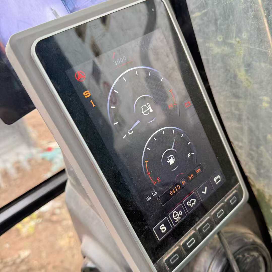 Used Sany SY135 Excavator 2020 Model / 8