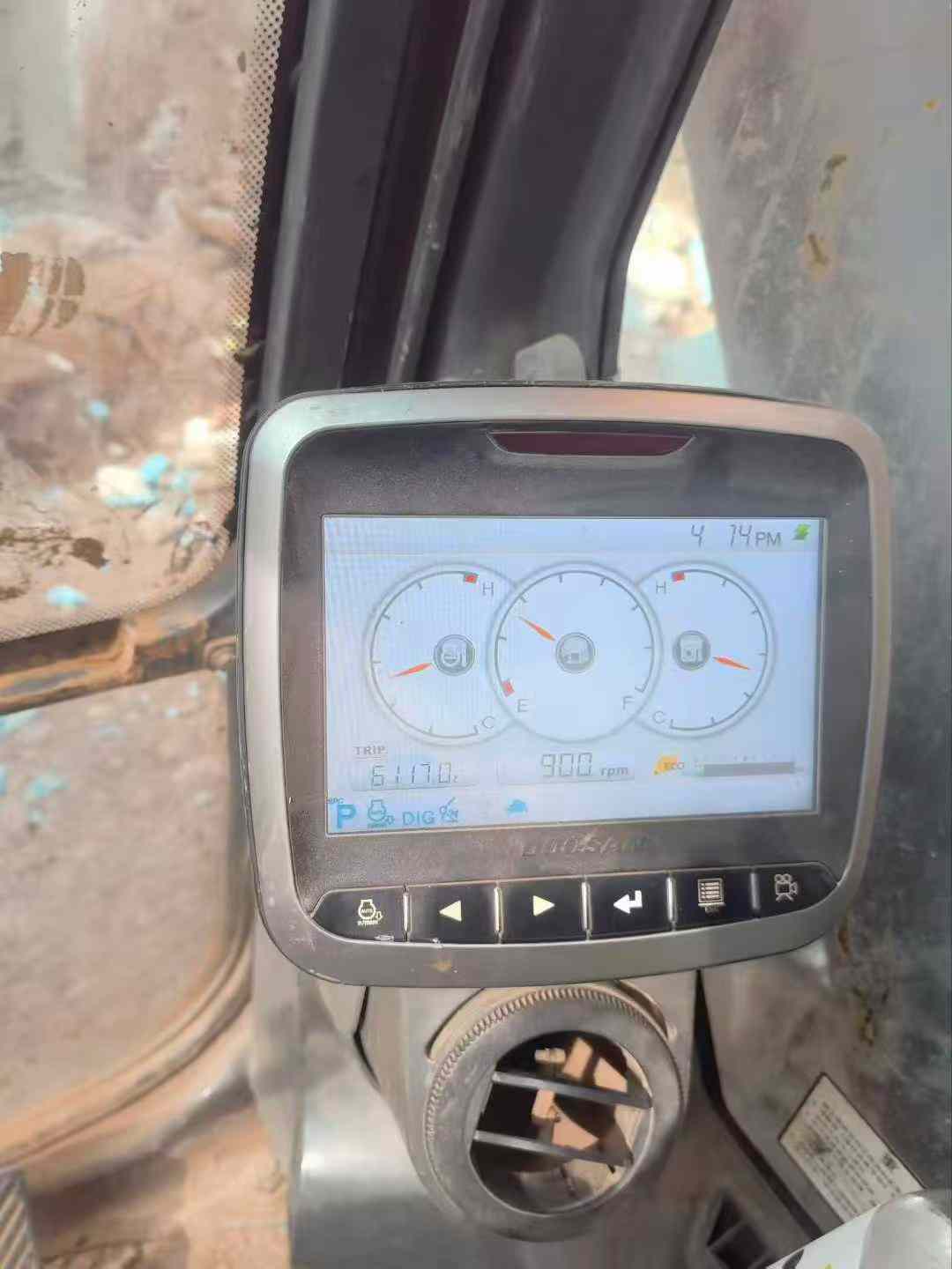 Used Doosan DX150-9C Excavator 2018 Model / 4