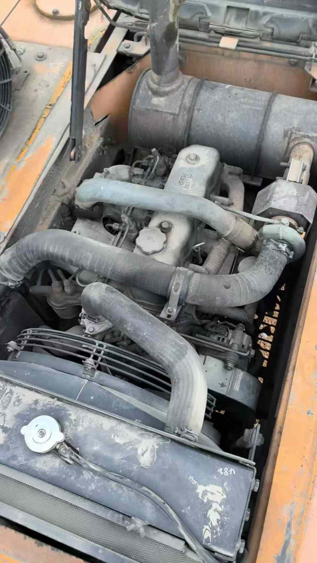 Used Sany SY135 Excavator 2014 Model / 3