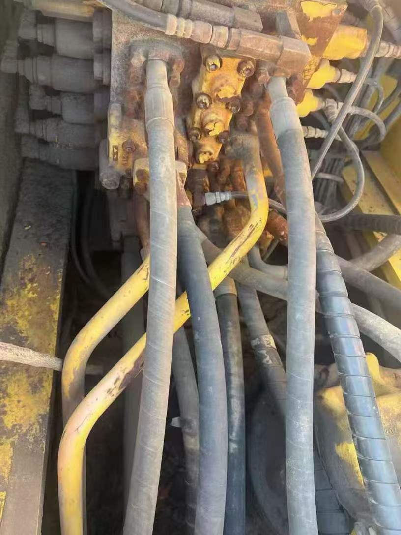 Used Komatsu PC200LC-8 Excavator 2016 Model / 5