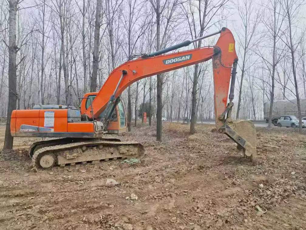 Used Doosan DX15 Excavator 2019 Model / 3