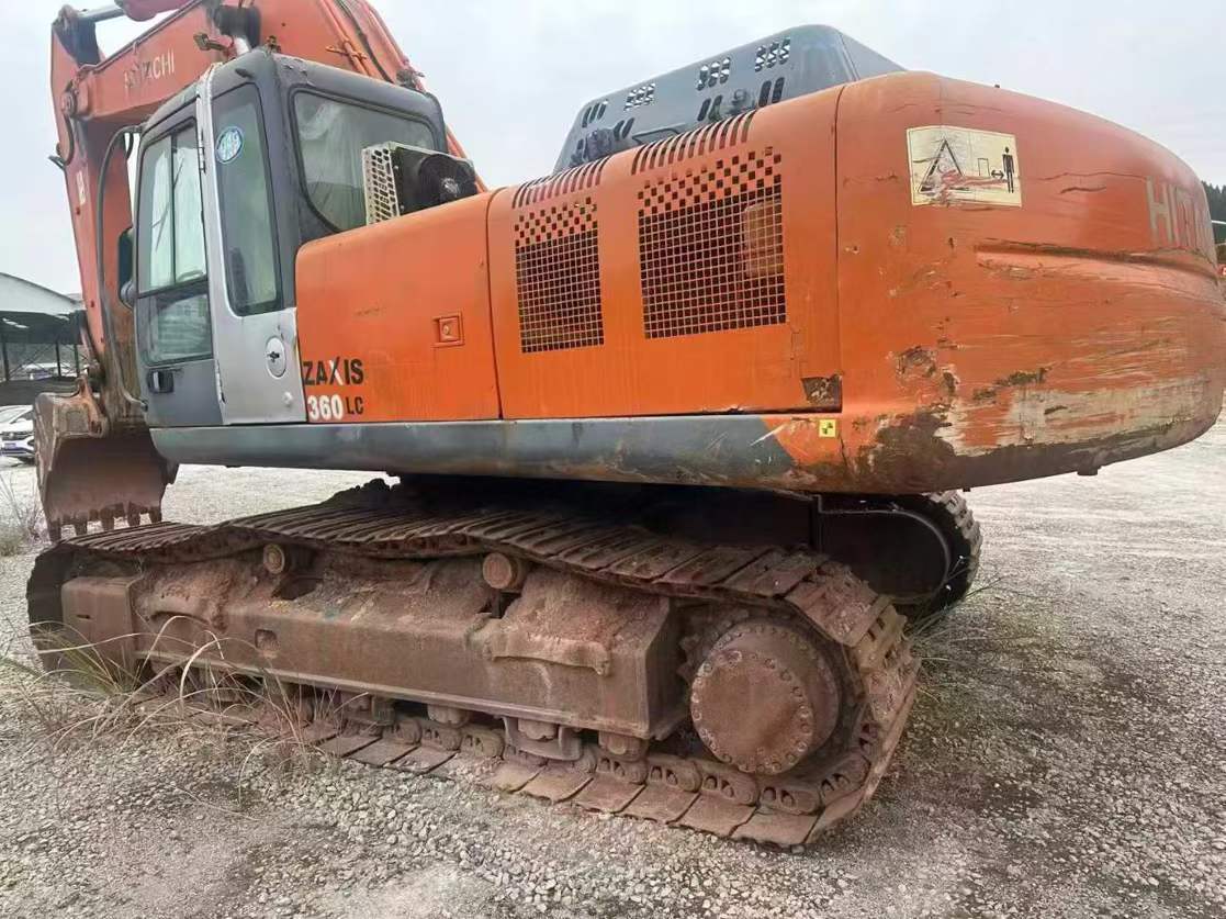 Used Hitachi ZW330 Excavator 2010 Model / 2