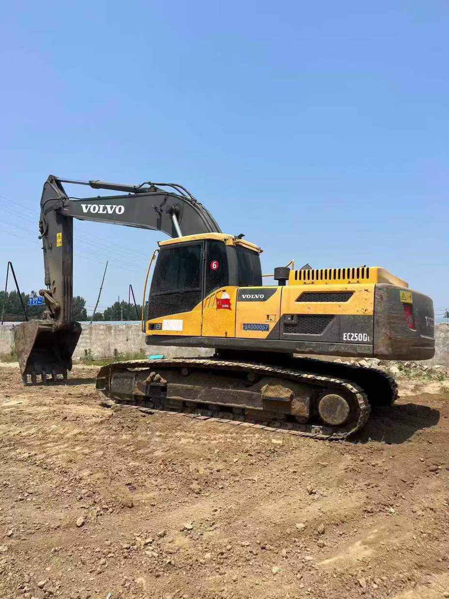 Used Volvo EW50 Excavator 2016 Model