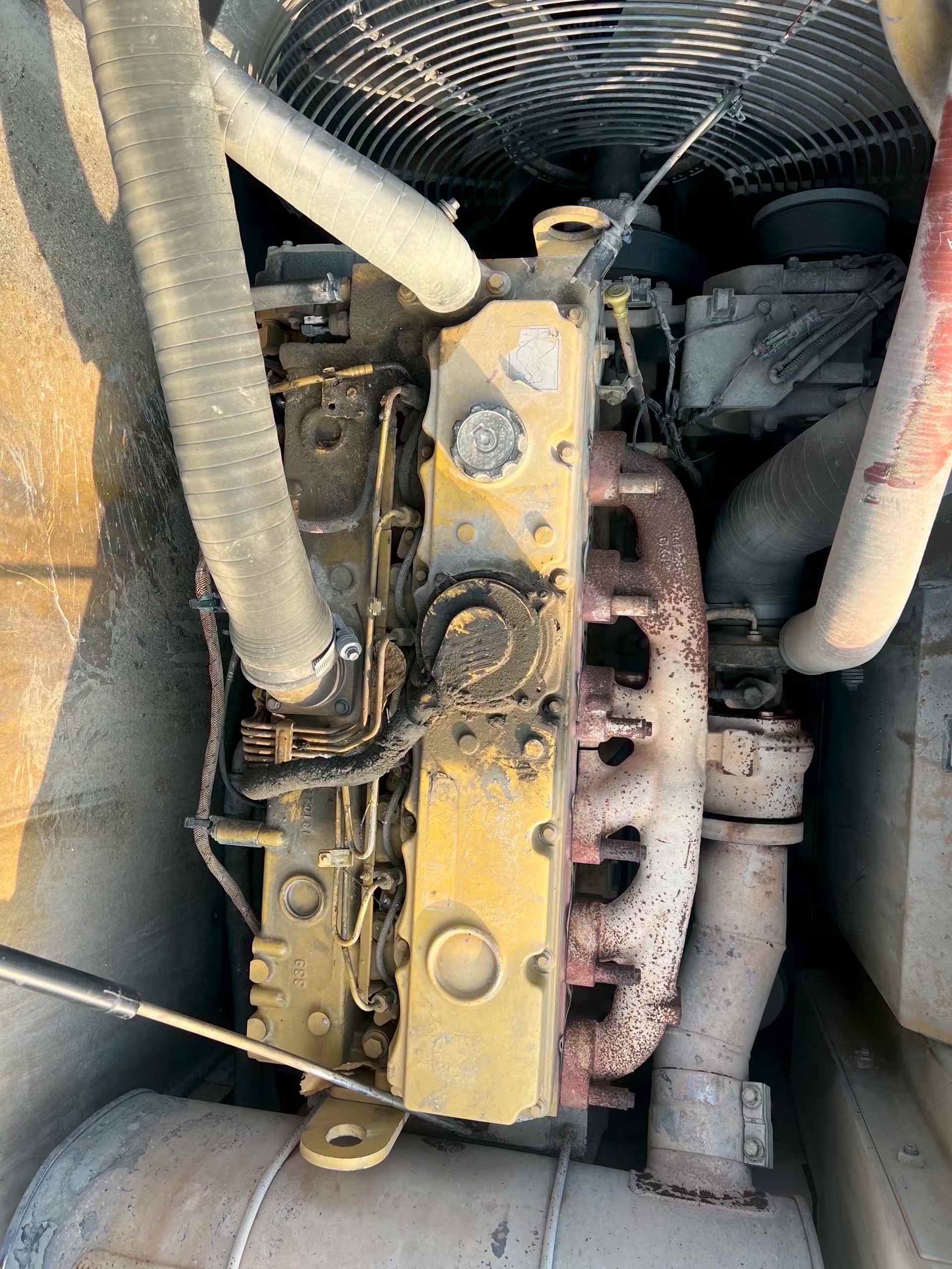 Used Caterpillar 320D Excavator 2016 Model / 3