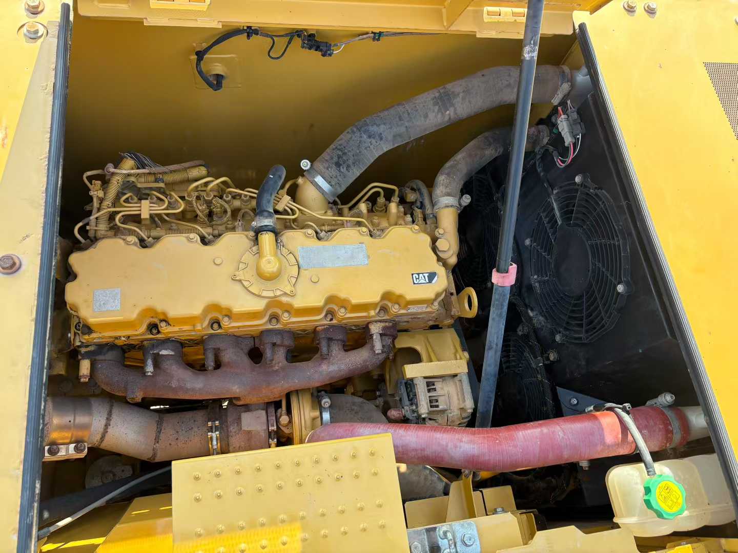 Used Caterpillar CT20 Excavator 2018 Model / 8