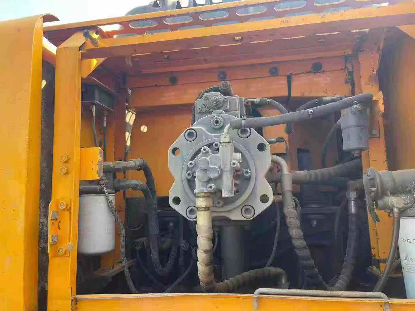 Used Sany SY305-9 Excavator 2016 Model / 9