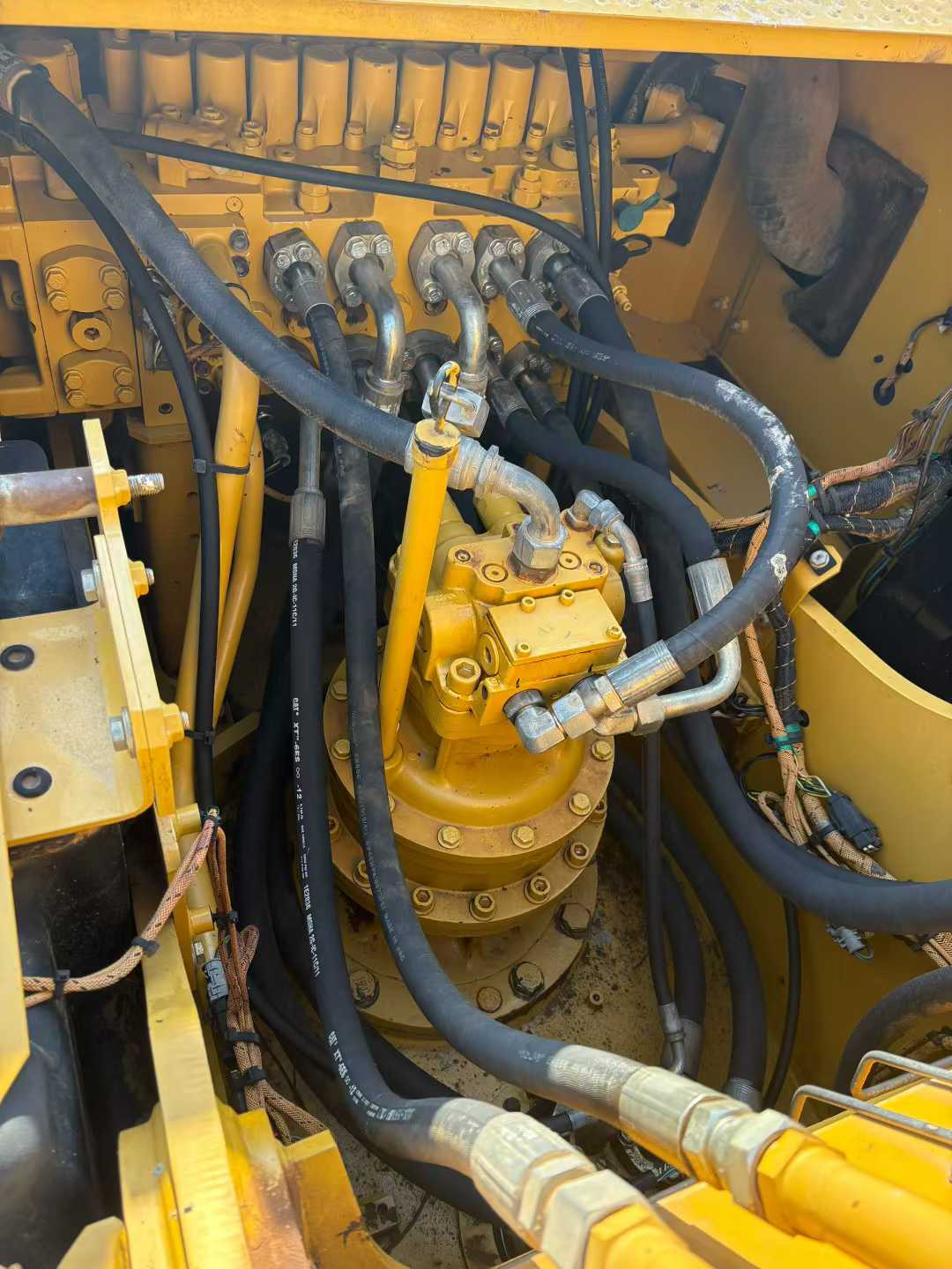 Used Caterpillar CT20 Excavator 2018 Model / 7
