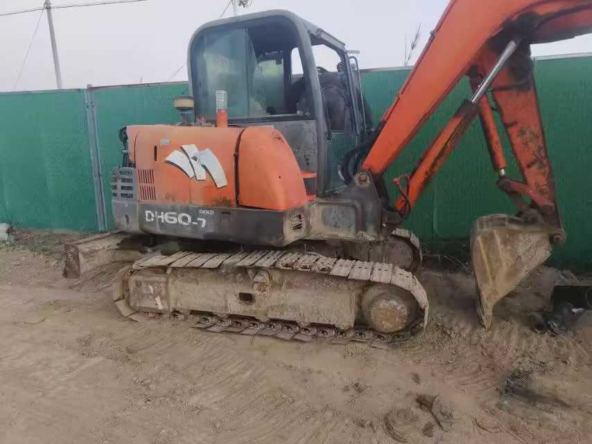 Used Doosan DX60 Excavator 2016 Model / 4