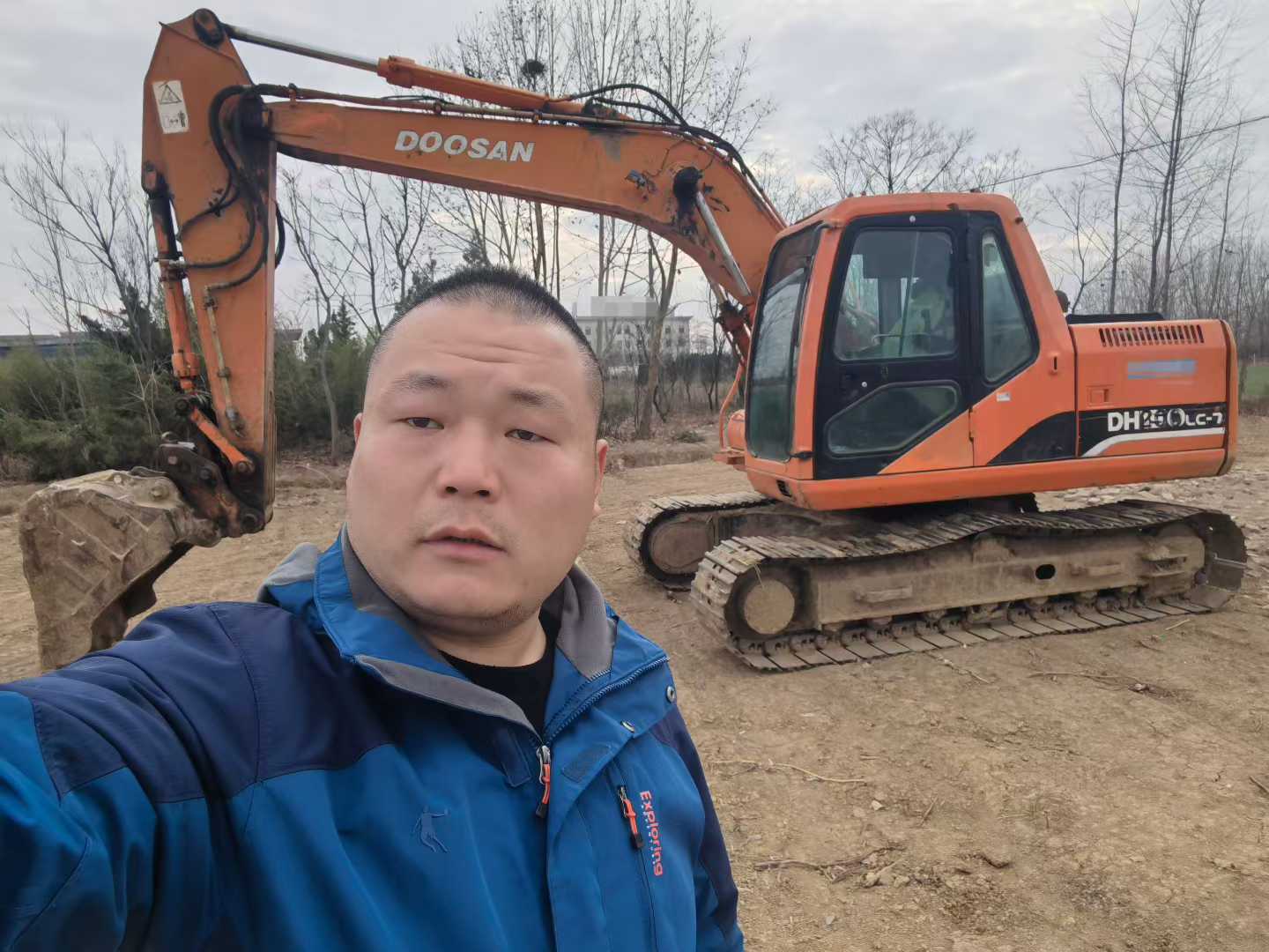 Used 斗山 DX15 Excavator 2010 Model